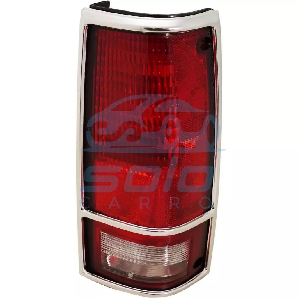 Faro Stop Derecho Borde Cromado