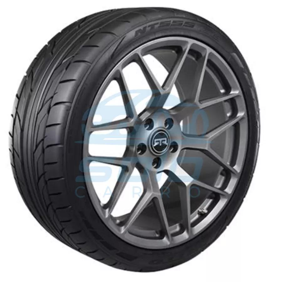 Caucho 255-40ZR19 Nitto 555 G2